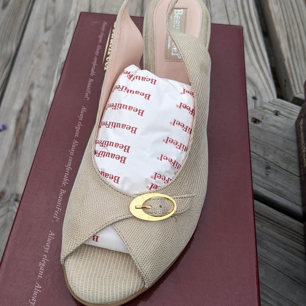 Brand new BeautiFeel cream colored size 41 shoes
